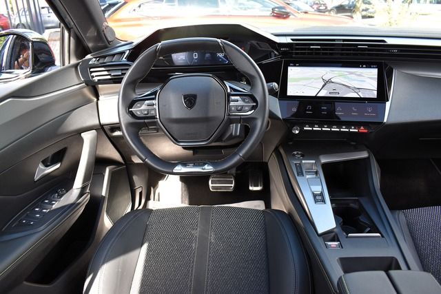 Fahrzeugabbildung Peugeot 308 SW GT PT 130 EAT8*MATRIX*CARPLAY*TRAUM*NAV*