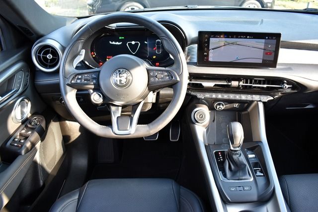 Fahrzeugabbildung Alfa Romeo Tonale 1.5 VGT VELOCE 48V-Hybrid*MY24*LED*CARPL