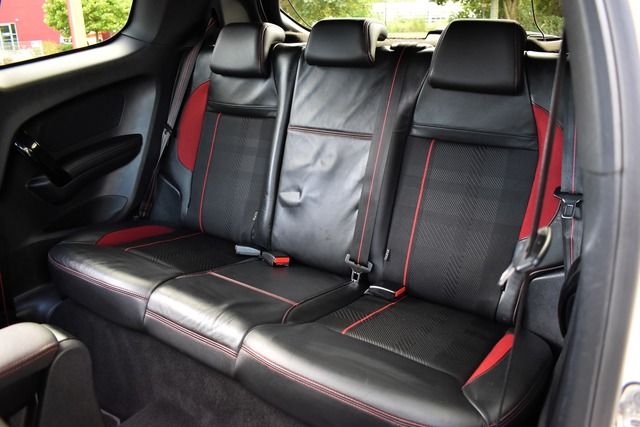 Fahrzeugabbildung Peugeot 208 GTi 1.6 THP 153 kW*KLIMA*NAVI*8FACH*REAR CAM