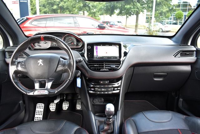 Fahrzeugabbildung Peugeot 208 GTi 1.6 THP 153 kW*KLIMA*NAVI*8FACH*REAR CAM