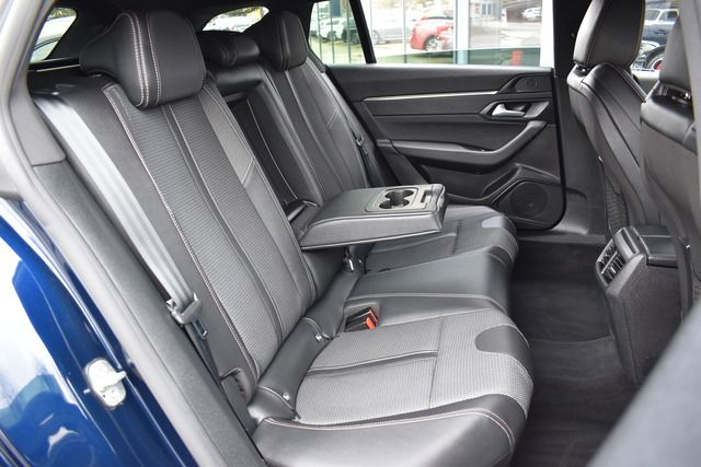 Fahrzeugabbildung Peugeot 508 SW Allure BlueHDi 130 EAT8*MATRIX*NAV*SHZ*