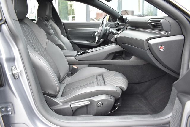 Fahrzeugabbildung Peugeot 508 SW Allure BlueHDi 130 EAT8*MATRIX*NAV*SHZ*