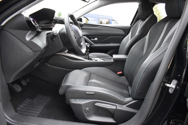 Fahrzeugabbildung Peugeot 308 ALLURE PT 130*LED*SHZ*CARPLAY*KEYLESS*NAV*AL