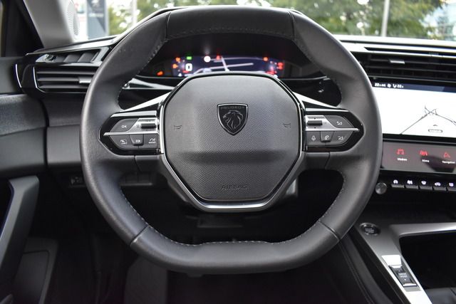 Fahrzeugabbildung Peugeot 308 ALLURE PT 130*LED*SHZ*CARPLAY*KEYLESS*NAV*AL