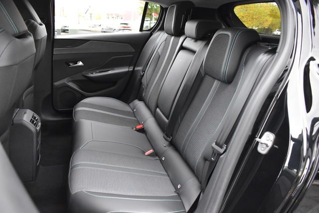 Fahrzeugabbildung Peugeot 308 ALLURE PT 130*LED*SHZ*CARPLAY*KEYLESS*NAV*AL