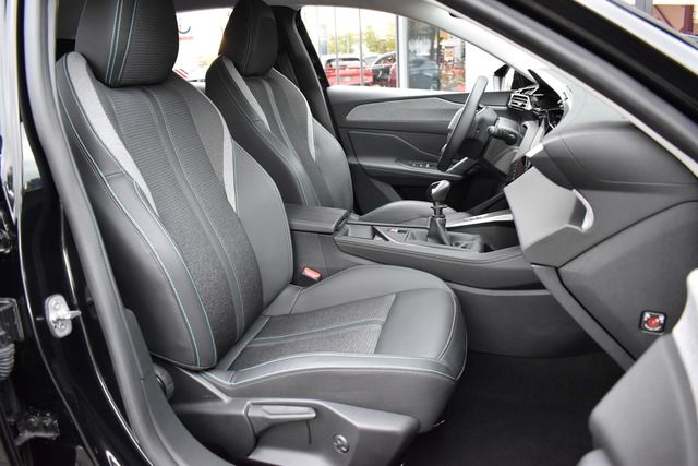 Fahrzeugabbildung Peugeot 308 ALLURE PT 130*LED*SHZ*CARPLAY*KEYLESS*NAV*AL