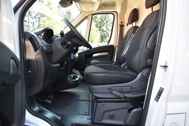 Fahrzeugabbildung Opel Movano Cargo L4H2 35 verstärkt *HOLZ-VERKLEIDUNG