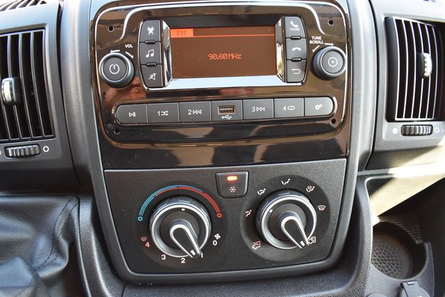 Fahrzeugabbildung Opel Movano Cargo L4H2 35 verstärkt *HOLZ-VERKLEIDUNG