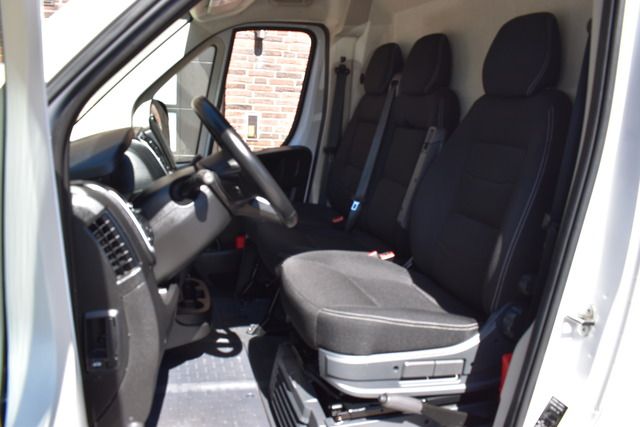 Fahrzeugabbildung Opel Movano Cargo L4H2 KLIMAAUTO*CARPLAY*REAR-CAM*TOP