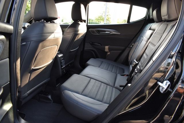 Fahrzeugabbildung Alfa Romeo Tonale 1.5 VGT VELOCE 118 KW*H&K*FULL-LED*CARPLA