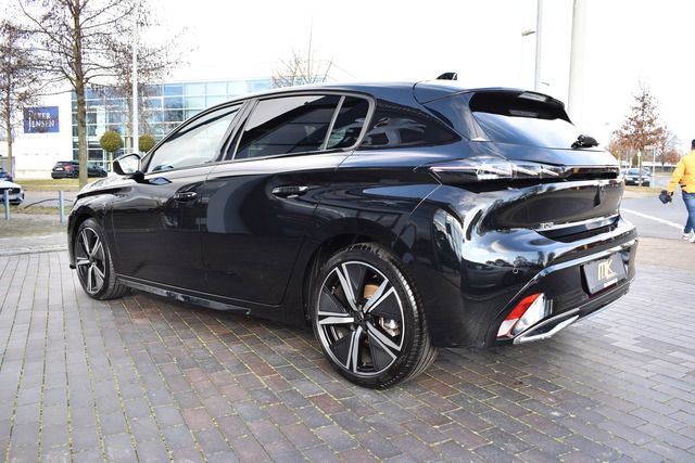 Fahrzeugabbildung Peugeot 308 GT PT 130 EAT8 FOCAL*MATRIX*CARPLAY*MY2024*