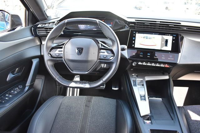 Fahrzeugabbildung Peugeot 308 GT BlueHDi 130 EAT8*FOCAL*MATRIX*CARPLAY*