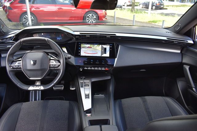 Fahrzeugabbildung Peugeot 308 SW GT BlueHDi 130 EAT8*FOCAL*MATRIX*CARPLAY*