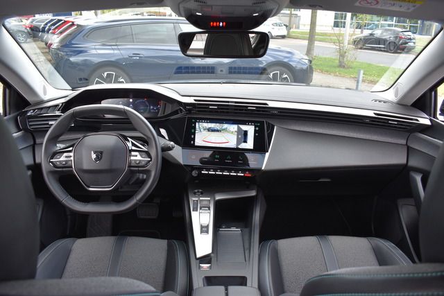 Fahrzeugabbildung Peugeot 408 ALLURE HYBRID 145 e-DSC6*CARPLAY*AHK*WENIG K