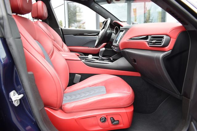 Fahrzeugabbildung Maserati Levante Gran Lusso*PANO*LUFT*H&K-SOUND*AHK*TRAUM