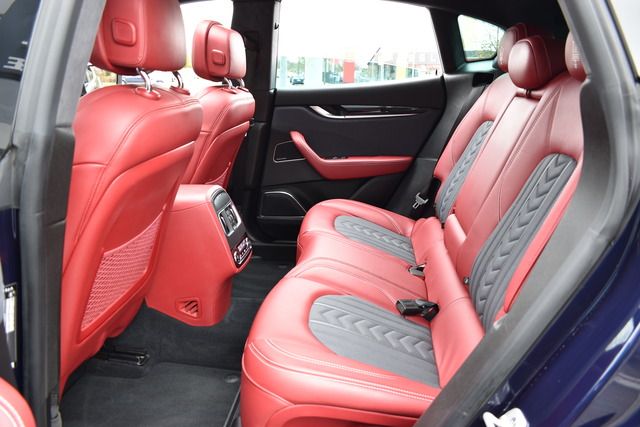 Fahrzeugabbildung Maserati Levante Gran Lusso*PANO*LUFT*H&K-SOUND*AHK*TRAUM