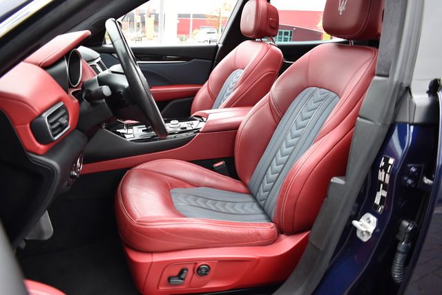 Fahrzeugabbildung Maserati Levante Gran Lusso*PANO*LUFT*H&K-SOUND*AHK*TRAUM