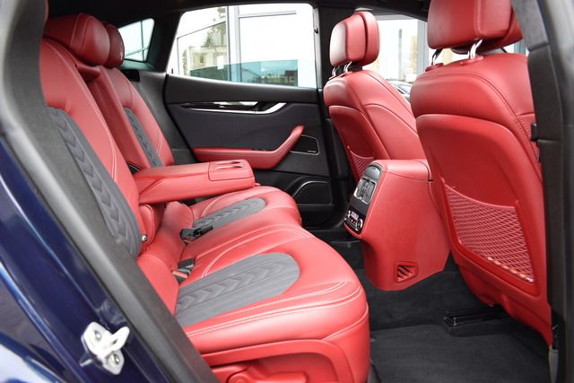 Fahrzeugabbildung Maserati Levante Gran Lusso*PANO*LUFT*H&K-SOUND*AHK*TRAUM