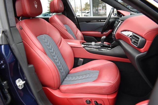 Fahrzeugabbildung Maserati Levante Gran Lusso*PANO*LUFT*H&K-SOUND*AHK*TRAUM