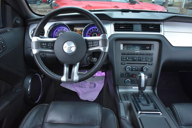 Fahrzeugabbildung Ford Mustang Coupé 3.7L V6 227 kW*KLIMA*ALU*LEDER* Ba