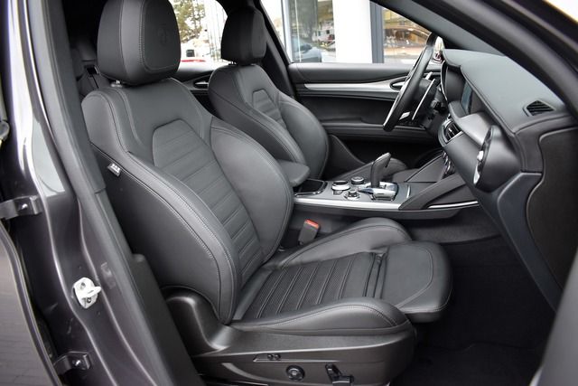 Fahrzeugabbildung Alfa Romeo Stelvio 2.0 TURBO*VELOCE*H&K SOUND*MATRIX*FACELI