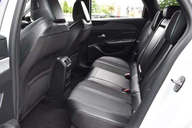 Fahrzeugabbildung Peugeot 308 SW ALLURE PT 130 FACELIFT*CARPLAY*MATRIX*TOP