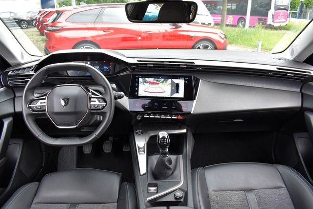 Fahrzeugabbildung Peugeot 308 SW ALLURE PT 130 FACELIFT*CARPLAY*MATRIX*TOP