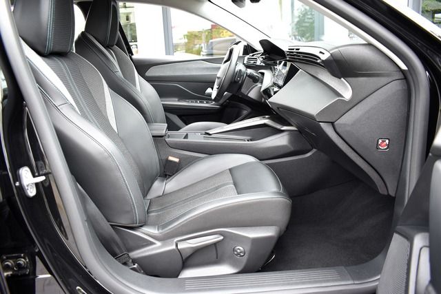 Fahrzeugabbildung Peugeot 308 SW ALLURE*BlueHDi 130 EAT8*FOCAL*MATRIX*CARP