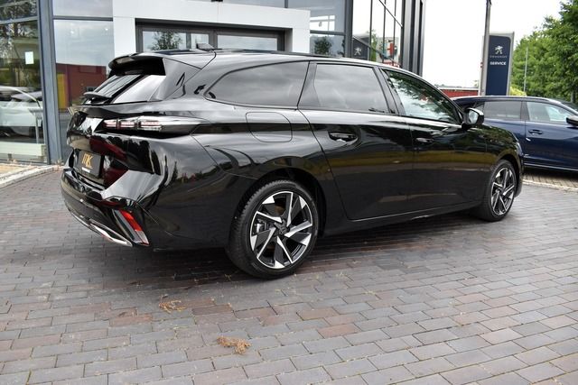 Fahrzeugabbildung Peugeot 308 SW ALLURE*BlueHDi 130 EAT8*FOCAL*MATRIX*CARP