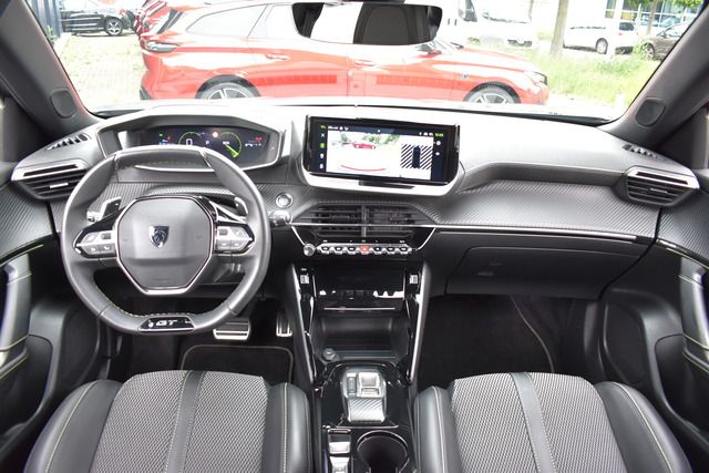 Fahrzeugabbildung Peugeot 2008 GT PT 130 EAT8 GT*MATRIX*NAVI*ALU*CARPLAY