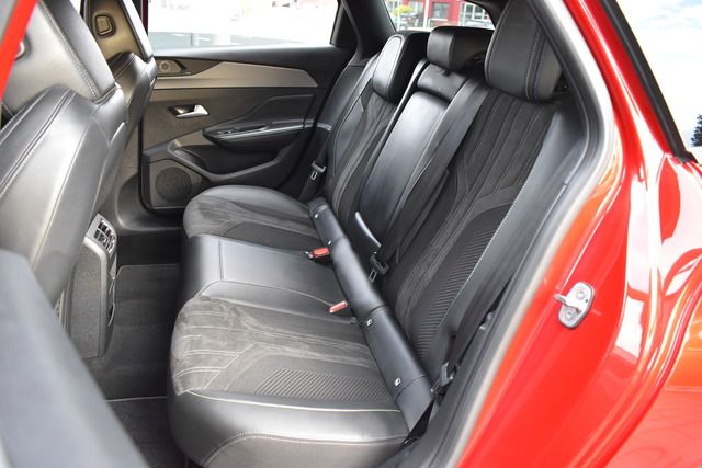 Fahrzeugabbildung Peugeot 308 SW GT PT 130 EAT8*MATRIX*CARPLAY*TRAUM*NAV*A