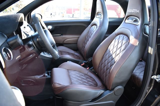 Fahrzeugabbildung Abarth 695 C *WENIG-KM*XENON*BEATS*CARPLAY*