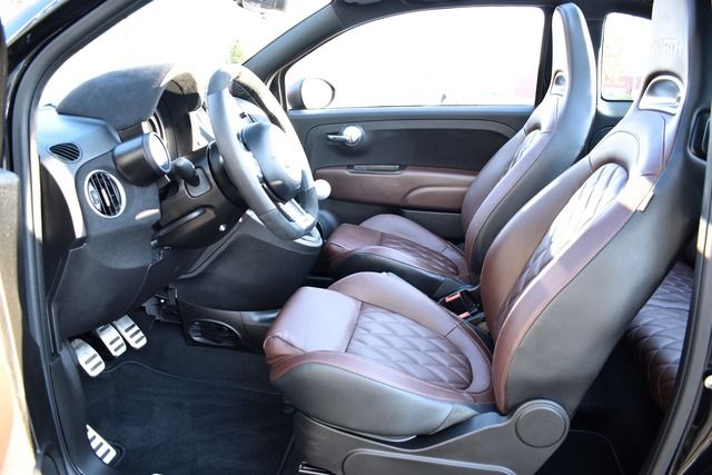 Fahrzeugabbildung Abarth 695 C *WENIG-KM*XENON*BEATS*CARPLAY*