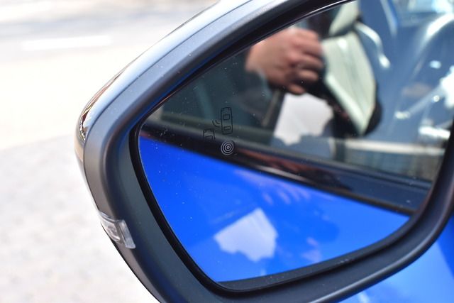 Fahrzeugabbildung Peugeot 208 GT HYBRID 145 E-DSC6*FULL-LED*CARPLAY*SHZ* G