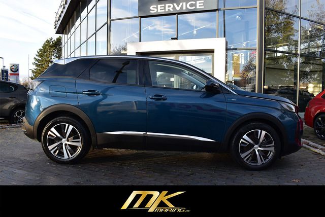 Fahrzeugabbildung Peugeot 3008 Plug-In Hybrid 225 ALLURE*LED*NAV*CARPLAY*