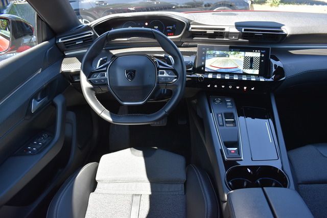 Fahrzeugabbildung Peugeot 508 SW Allure PT 130 EAT8*MATRIX*NAV*SHZ*CARPLAY