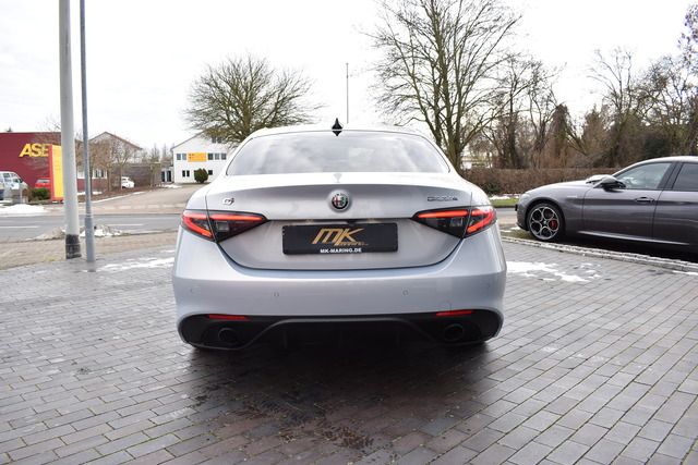 Fahrzeugabbildung Alfa Romeo Giulia VELOCE Q4*MATRIX*ACC*CARPLAY*F1*H&K SOUND