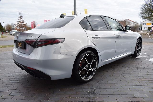 Fahrzeugabbildung Alfa Romeo Giulia VELOCE Q4*MATRIX*ACC*CARPLAY*F1*H&K SOUND