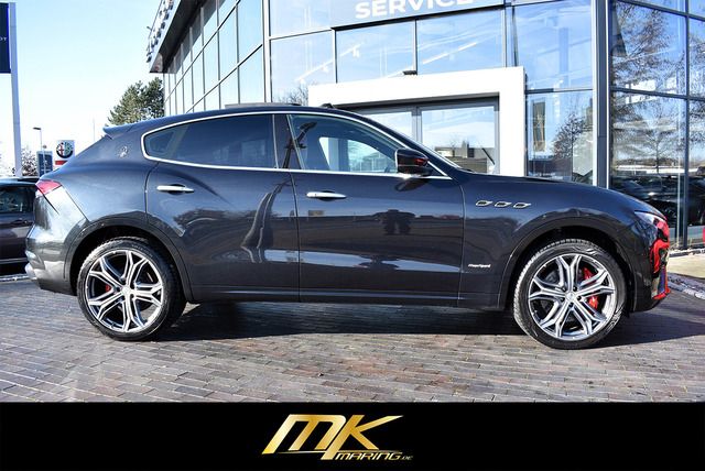Fahrzeugabbildung Maserati Levante Gran Sport*PANO*LUFT*CARPLAY*NAVI*21ZOLL