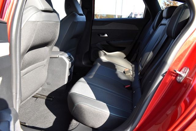 Fahrzeugabbildung Peugeot 308 SW ALLURE PT 130 EAT8*CARPLAY*MATRIX*FACELIF