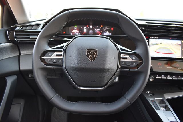 Fahrzeugabbildung Peugeot 308 SW ALLURE PT 130 EAT8*CARPLAY*MATRIX*FACELIF