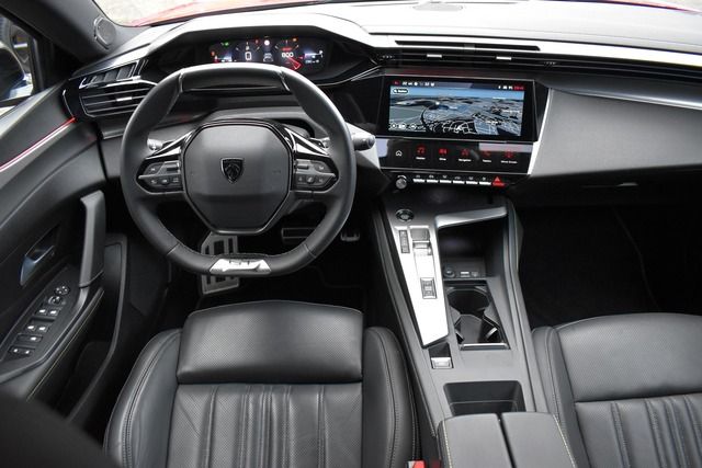 Fahrzeugabbildung Peugeot 408 GT PT 130 EAT8*MATRIX*FOCAL*CARPLAY*TRAUM*