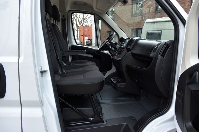 Fahrzeugabbildung Peugeot Boxer 2.2 BlueHDI 140*KAWA*L3H2*NAVI*KLIMA*REAR*