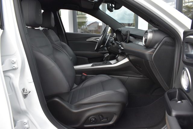 Fahrzeugabbildung Alfa Romeo Tonale 1.5 VGT VELOCE 118 KW*H&K*FULL-LED*CARPLA