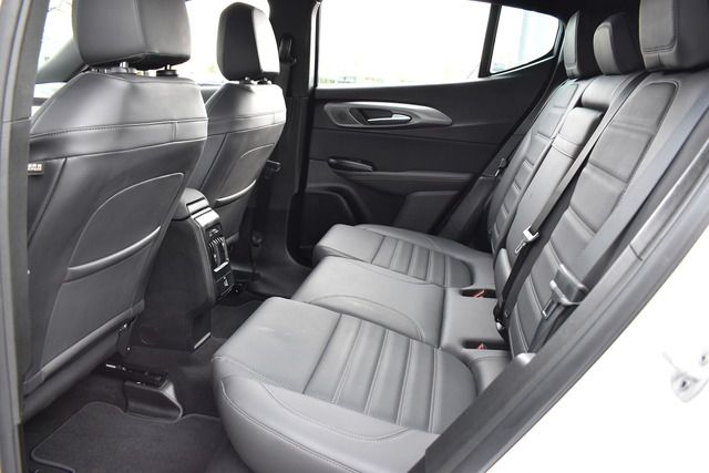 Fahrzeugabbildung Alfa Romeo Tonale 1.5 VGT VELOCE 118 KW*H&K*FULL-LED*CARPLA