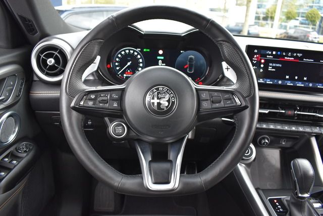 Fahrzeugabbildung Alfa Romeo Tonale 1.5 VGT VELOCE 118 KW*H&K*FULL-LED*CARPLA