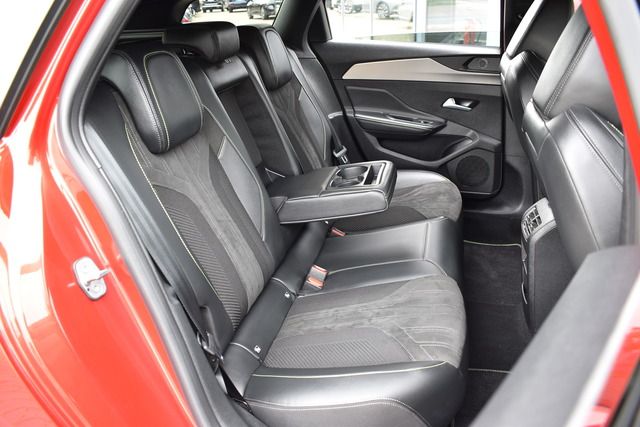 Fahrzeugabbildung Peugeot 308 SW GT PT 130 EAT8*MATRIX*CARPLAY*AHK*NAVI*