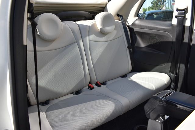 Fahrzeugabbildung Fiat 500C 1.0 Dolcevita Hybrid *NAVI*XENON*CARPLAY*