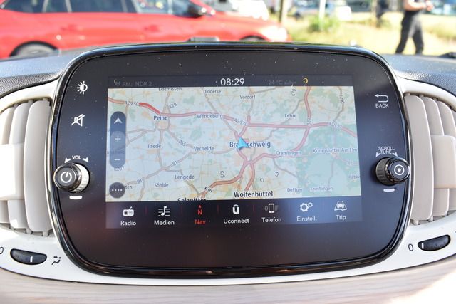Fahrzeugabbildung Fiat 500C 1.0 Dolcevita Hybrid *NAVI*XENON*CARPLAY*