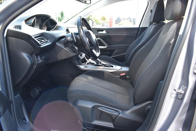 Fahrzeugabbildung Peugeot 308 SW 1.5 BlueHDi 130 EAT8*ACC*SHZ*ALU*